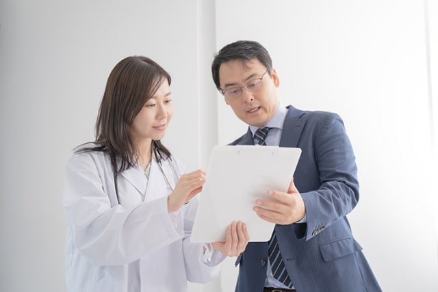 製薬会社のMRさん